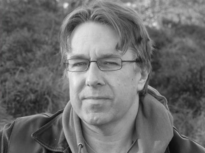 Nhà văn Alastair Reynold