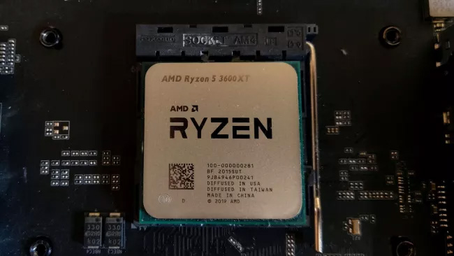 AMD Ryzen 5 3600XT CPU ép xung tốt nhất 1