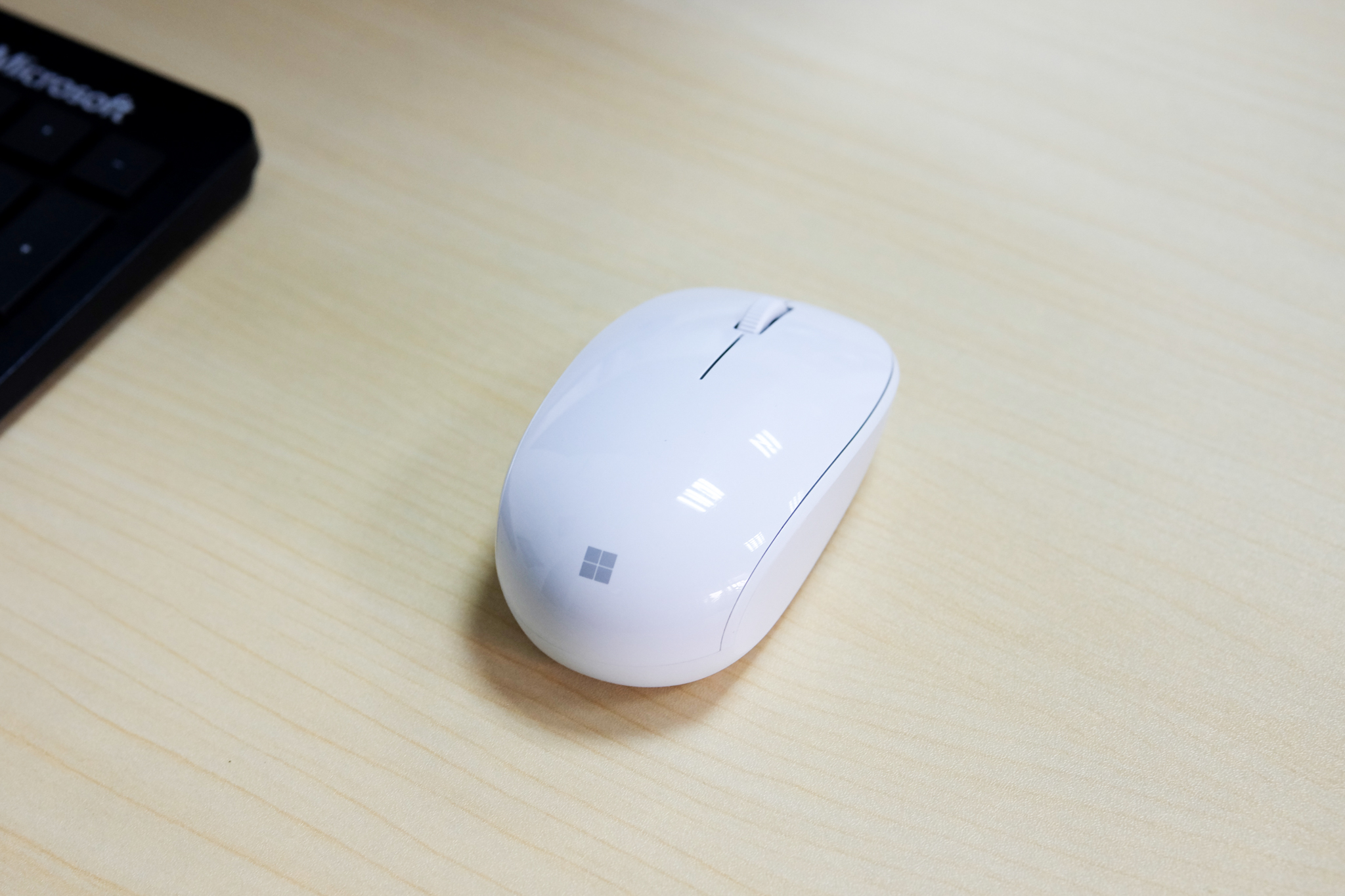 Microsoft Bluetooth mouse 7